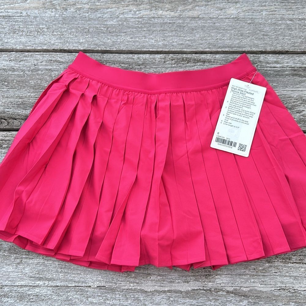 lululemon athletica Pink Pleated Skirt